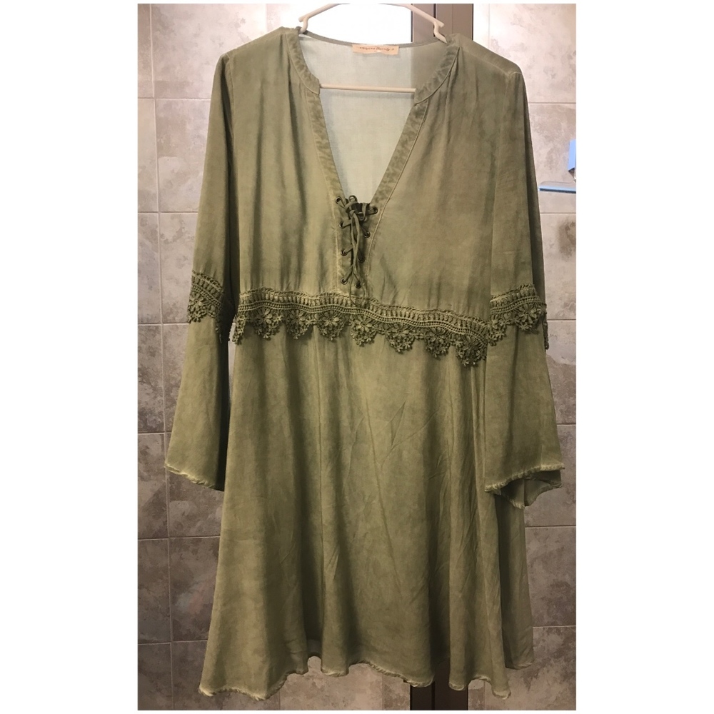 American Threads Green Lace-Up Dress